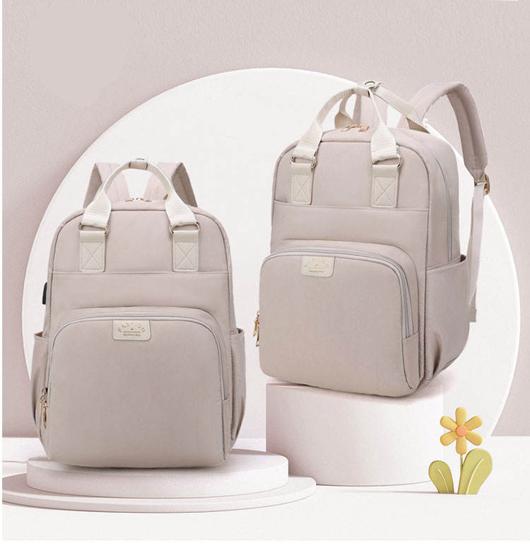 Stylish_waterproof_mummy_bag_for_modern_moms__Beige